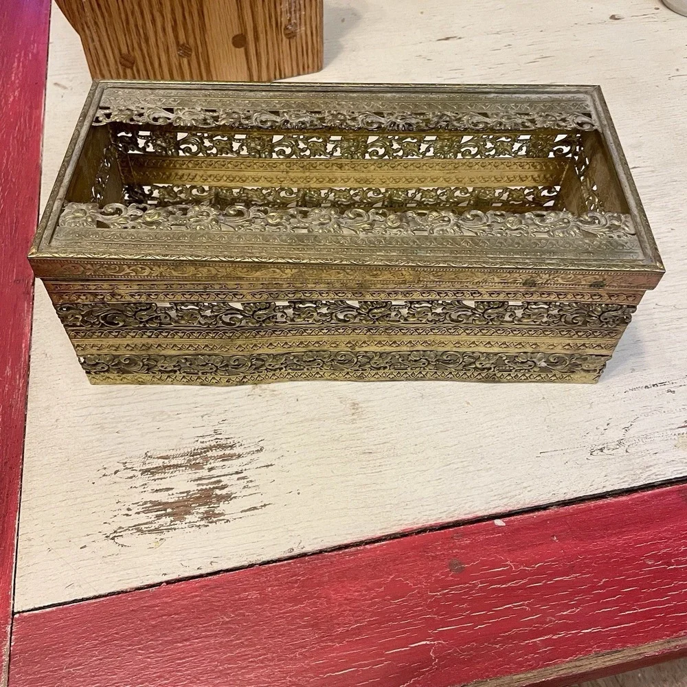 MCM Vintage Brass Tone Metal Vanity Tissue Box Cover Holder Hollywood Regency